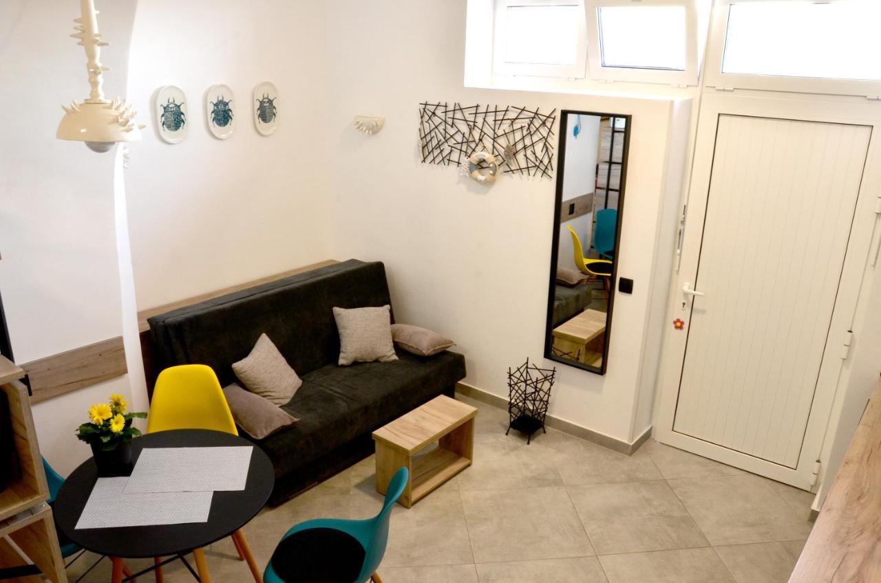 Studio Apartment Surf By The Sea Опатія Екстер'єр фото